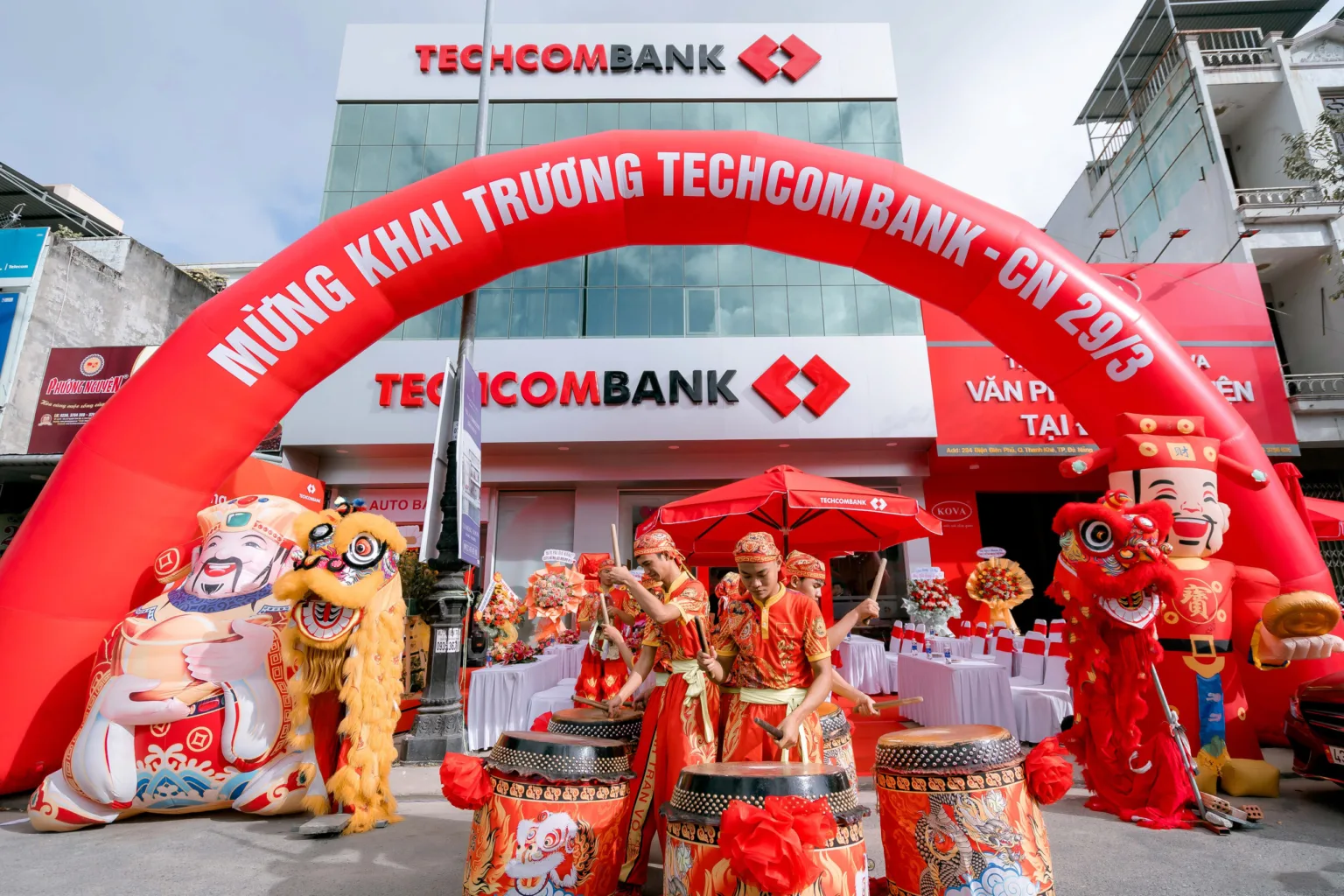 Chụp ảnh khai trương cửa hàng ở Đà Nẵng uy tín