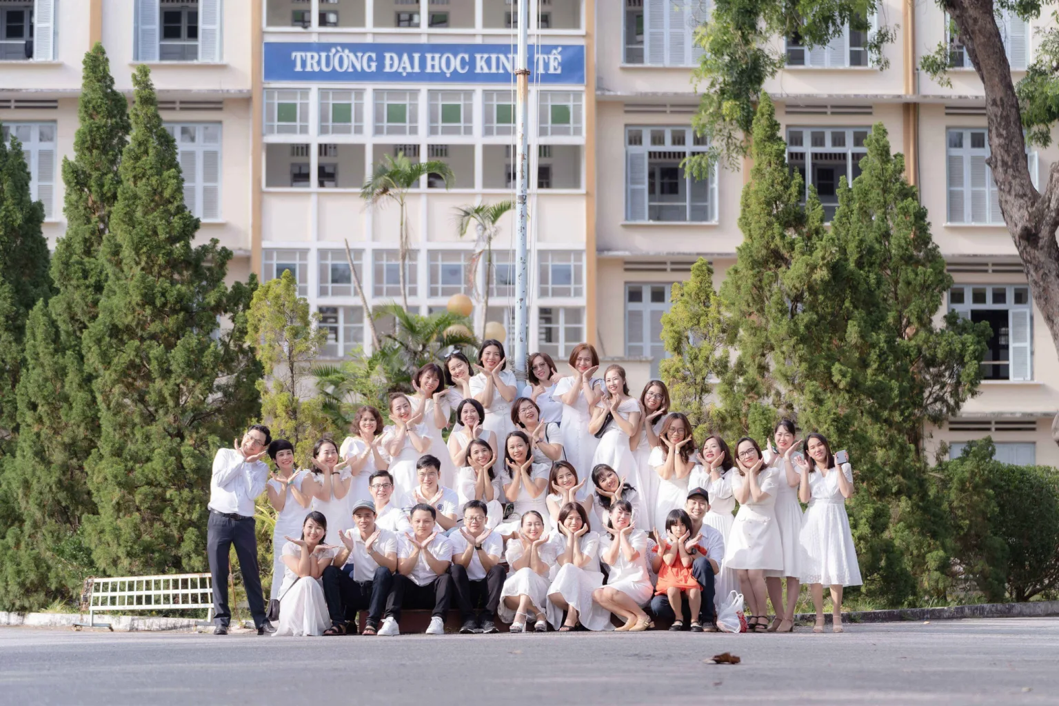 Chụp ảnh về trường tại Đà Nẵng